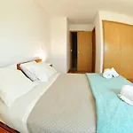 Parque Nacoes Prime Апартаменти Лісабон