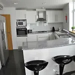 Parque Nacoes Prime Апартаменти Лісабон